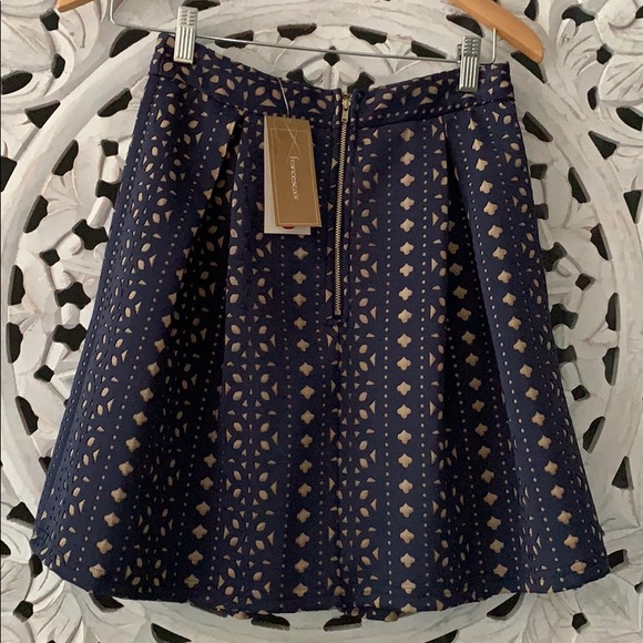 NWT Blue Rain From Francesca’s Skirt - Picture 2 of 7